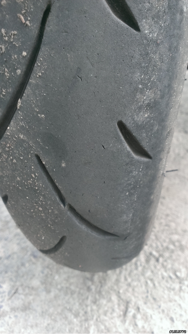 我的UNILLI th558 變這樣