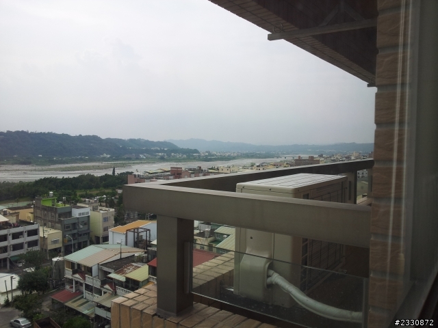大樓高樓安裝分離式冷氣室外機位置請益?