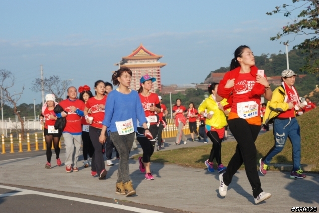 2014 1/11 無嘴貓路跑