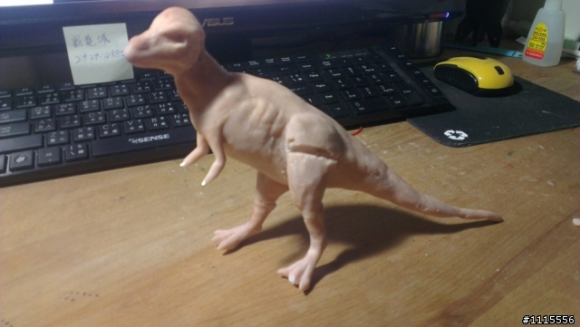 仿真動物原型製作-厚頭龍