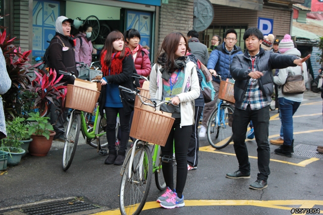 2013 分享輪 校園共享單車分享站 聖誕「螢光夜騎」活動記錄
