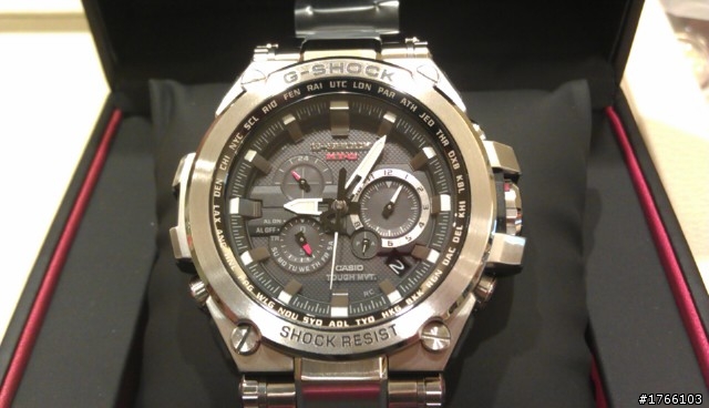 去吃個麵順便買個小玩具 CASIO MT-G 30 周年紀念版