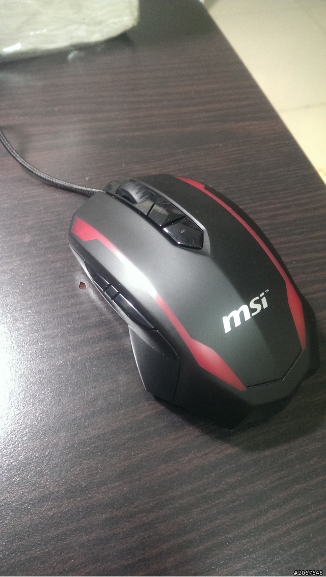 MSI GE40 2LO 開箱與評價