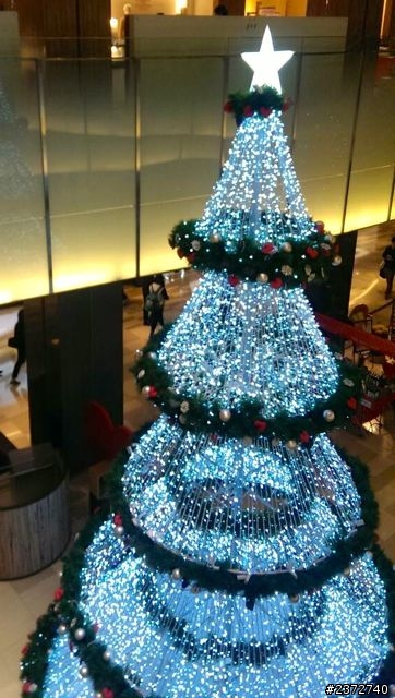 這樣對嗎?女王的紅新一的夜拍....