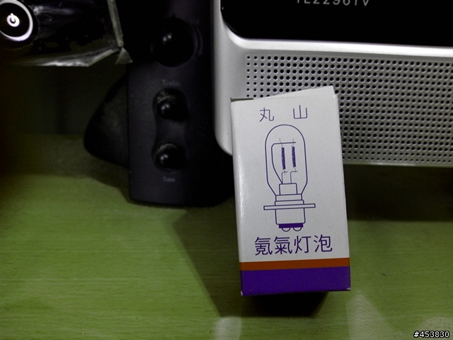 (以解決)大燈不亮,換了多樣零件都沒用,請幫忙隔空抓藥,謝謝.