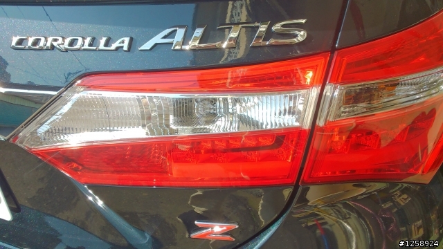 【開箱】2014 Altis Z 深鈦藍