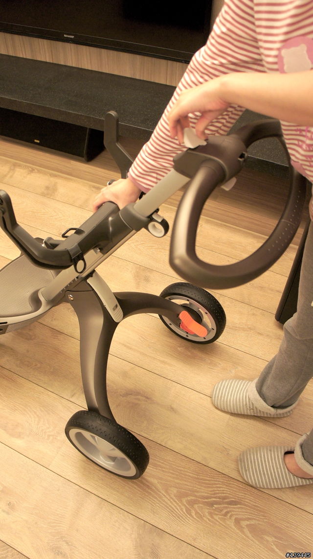 Stokke Xplory V4  black melange丹寧灰款式嬰兒推車開箱