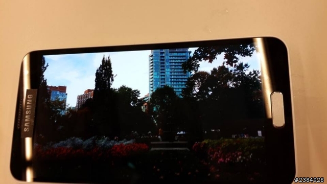 1/11吃喝玩樂!「Samsung GALAXY J同樂會」有吃又有拿 手機體驗會