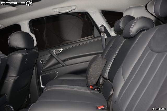 U7 TURBO簡易開箱~油耗分享~新增全車LED+後車箱好亮