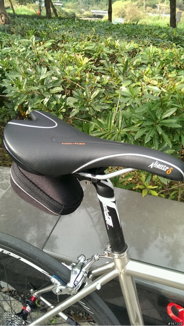 我的自組雲豹4130鋼管車分享