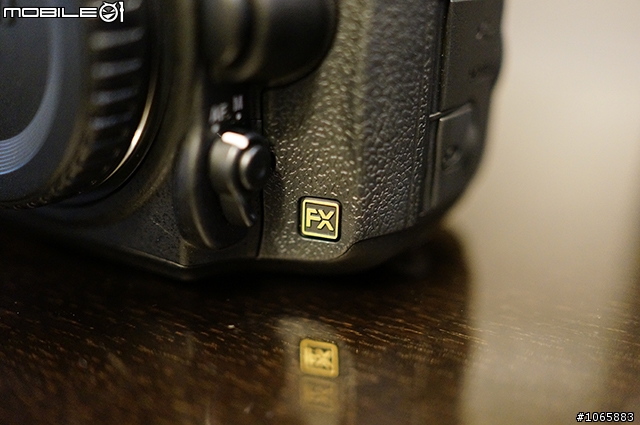 第一次的開箱文 D610 + PC-E 24mm F3.5 移軸鏡 + 饅頭包 Manfrotto Shoulder Bag VIII