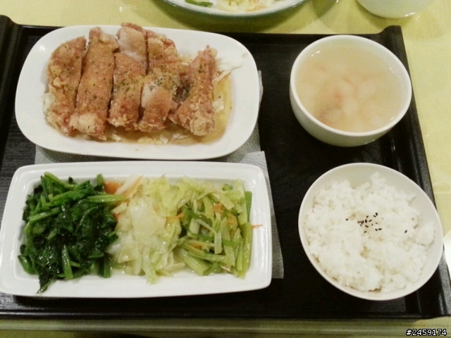 里洋輕食--很不錯的簡餐，推