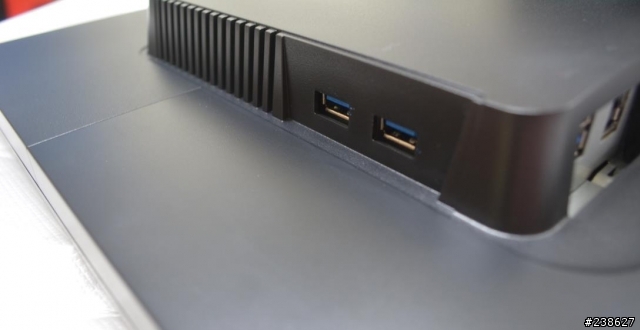 [開箱] 規格頂天的ViewSonic VP2772