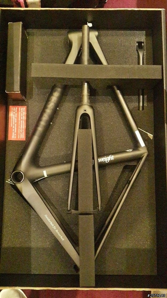 開箱⋯Lightweight Urgestalt