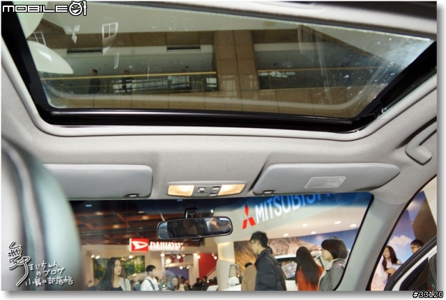 【2014台北車展】Mitsubishi車展特派員現場一直被擠到角落的側面報導