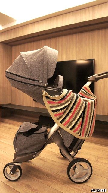 Stokke Xplory V4  black melange丹寧灰款式嬰兒推車開箱