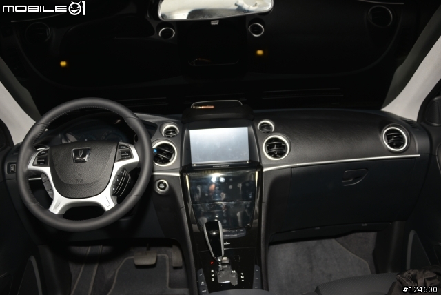 U7 TURBO簡易開箱~油耗分享~新增全車LED+後車箱好亮
