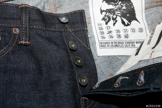 開箱！ Rogue Territory SK14.5oz Slim fit 日本綿！