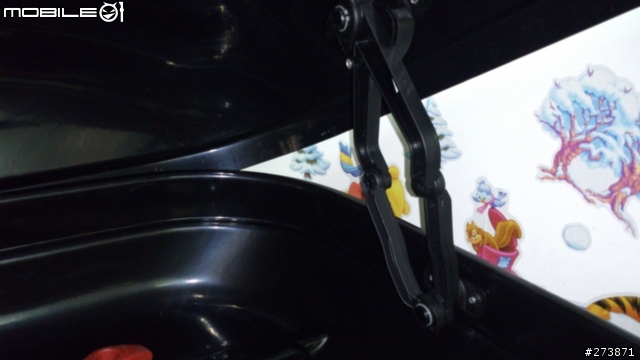 [開箱] 新年新氣象YAKIMA ROCKETBOX 15S車頂箱～開箱