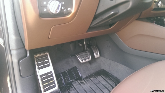 AUDI A3 1.8T雙色內裝入庫