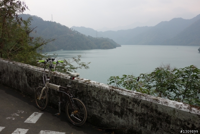 2014年首發團，Masi欣騎天之石門水庫好楓景，