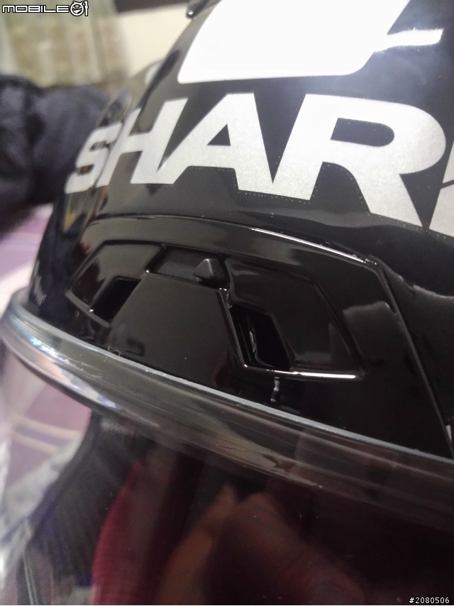 人生中的第一頂全罩進口帽 Shark Race-R Pro Carbon