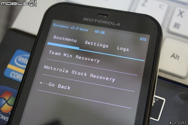 Defy CM11 4.4.2 kitkat 刷機完整教學 14/02/27更新 CM7 CM9 CM10可參考