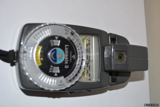 分享家中找到的舊相機~~