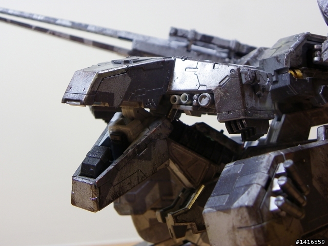 一年一次!宅魂燃燒又遲到的超花時間模型 - 1/100 Metal Gear Rex