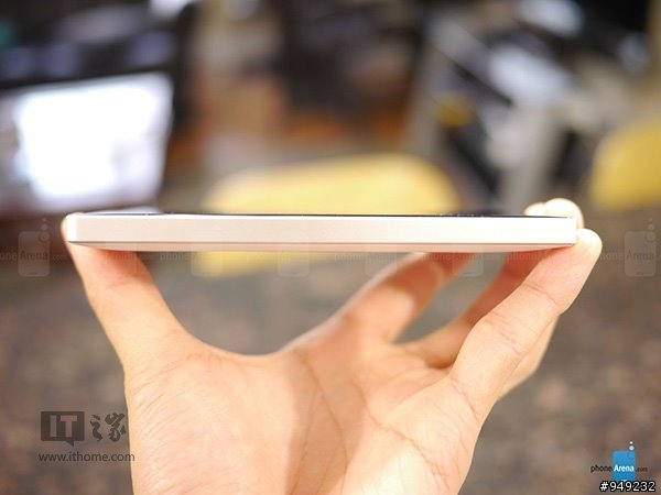 轉貼WP8 Nokia Lumia Icon 929 開箱分享
