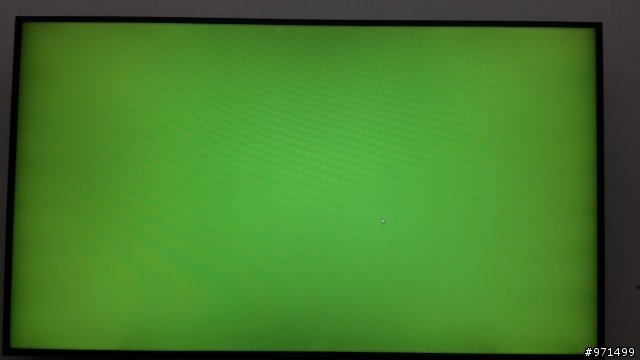 SONY 55W900A 上下左右黑邊 (類似漏光) 正常現象?