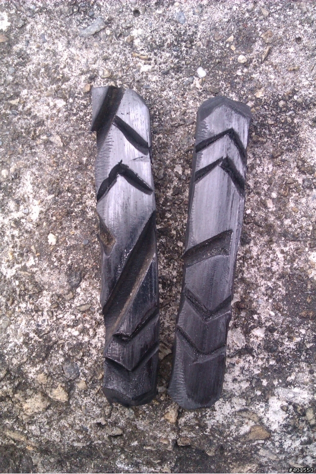[吃飽撐著]DIY自製v煞可替換煞車皮