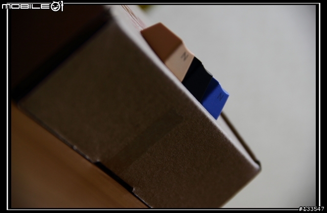 i KBC PBT 鍵帽 (重彩 6色 側刻 綠色方向鍵、混彩 6色 側刻 藍色方向鍵)