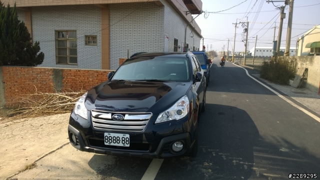 出去回來靠這台 , 2013 OUTBACK 簡易開箱