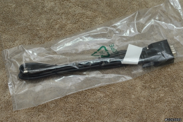 [開箱]被拿來半工半娛樂的ASUS P2B攜帶投影機