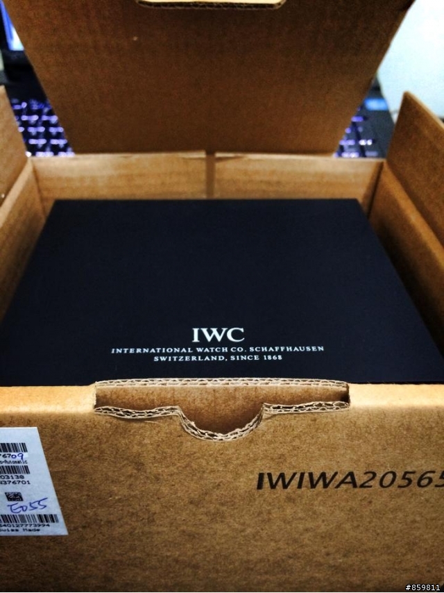 [開箱] 我的第一隻 IWC