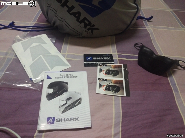 人生中的第一頂全罩進口帽 Shark Race-R Pro Carbon