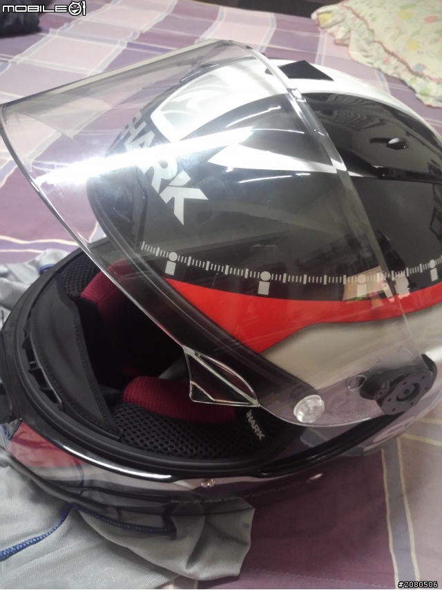 人生中的第一頂全罩進口帽 Shark Race-R Pro Carbon