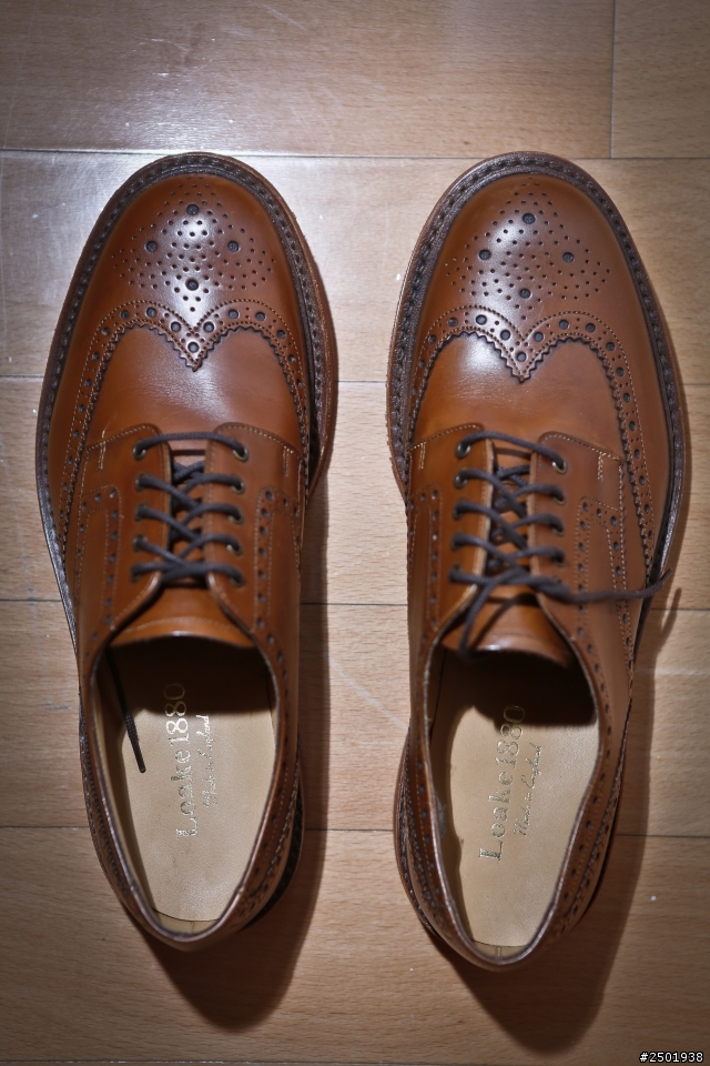 開箱！ 英國製手工皮鞋(牛津鞋）Loake 1880 Premium Worton Dainile鞋底經典雕花手工鞋