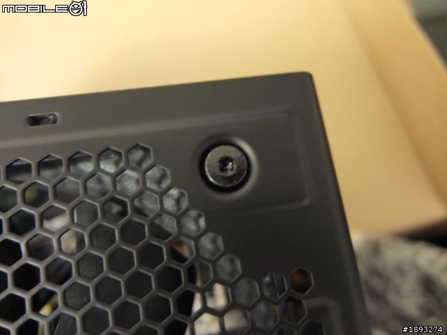 [開箱] 新年新氣象 Cooler Master Elite 110 ITX 小機殼