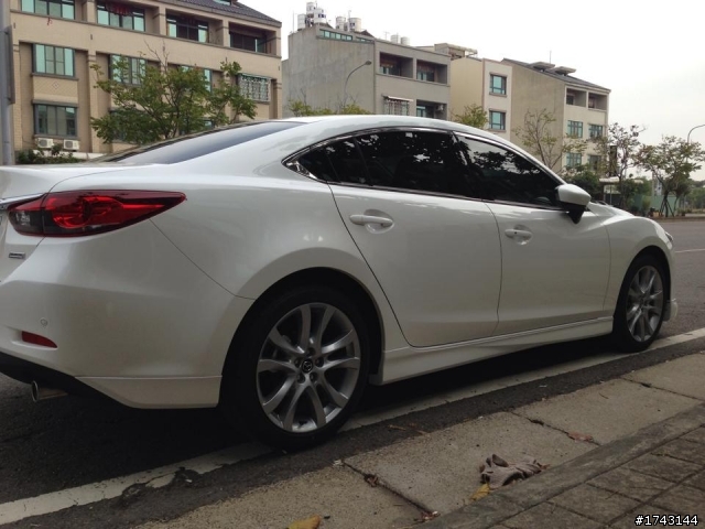 new mazda6 換方向盤 跟上 空力套件分享