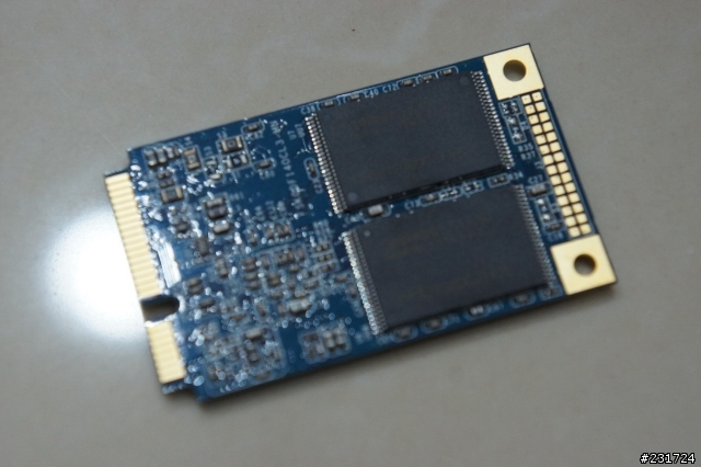 分享 低耗電高效能自組HTPC（圖多）