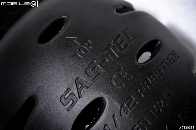 幫膝蓋攻頂! 提升防護力!【SAS-TEC SC-1/42 prestige 加強版 18mm】