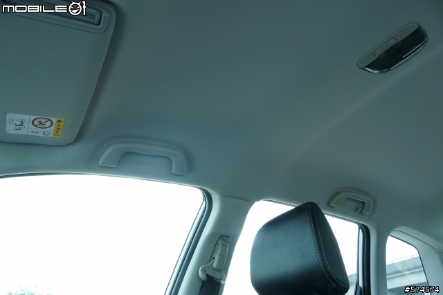 小小的開箱紀念~2014 forester 2.0 i  elegant(2/22增加內裝圖片)