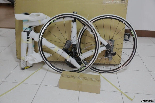 不專業開箱 Bianchi Sempre B4P Ultegra Di2