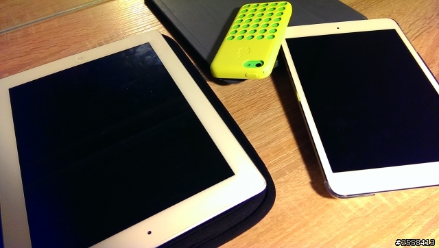 來分享妳/你心愛的apple iPhone 5C 蓋大樓!