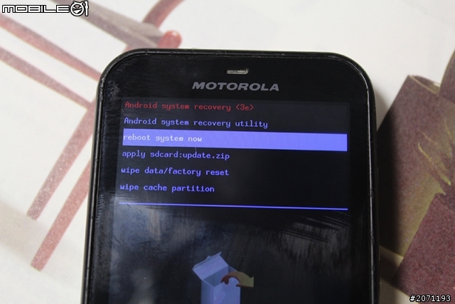 Defy CM11 4.4.2 kitkat 刷機完整教學 14/02/27更新 CM7 CM9 CM10可參考