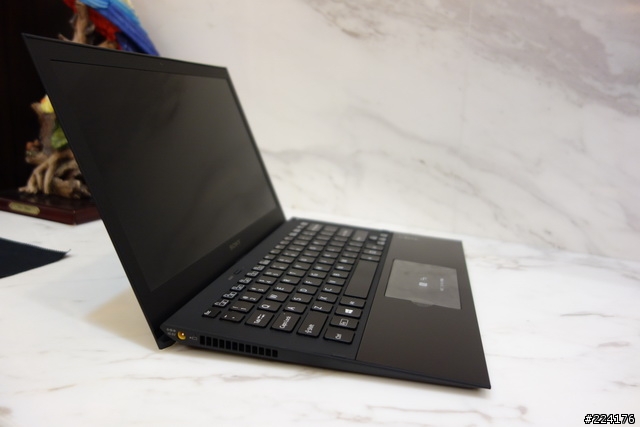 [開箱] 最後的Sony VAIO ─ 絕美藝術日版客制化筆電 Sony VAIO Pro 11 霧面非觸碰版