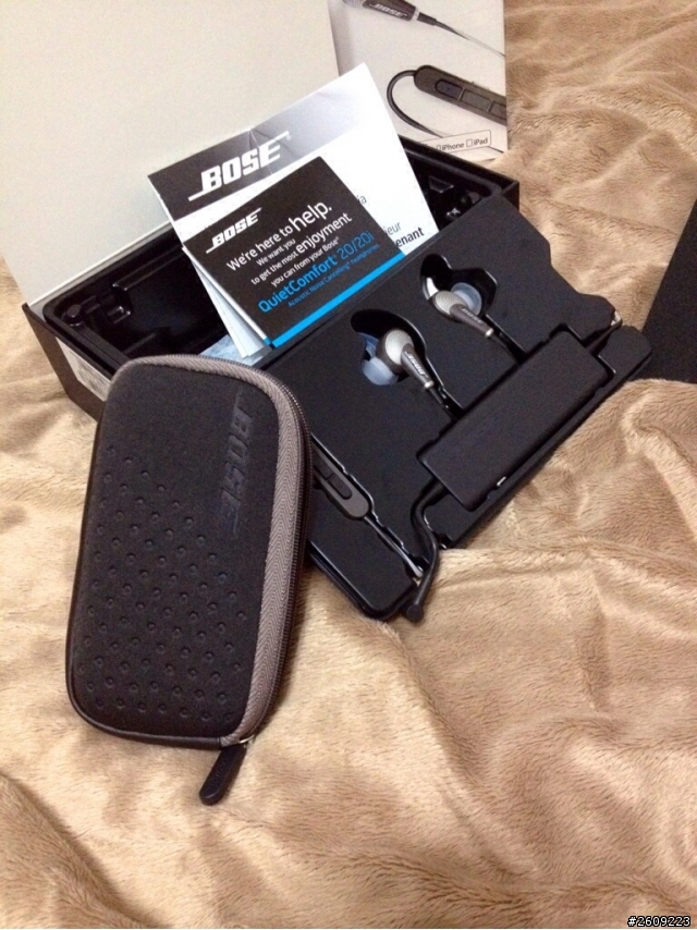BOSE QC20i 開箱