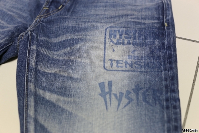 [分享] HYSTERIC GLAMOUR 印刷圖章輕十字刀割牛仔褲 HG